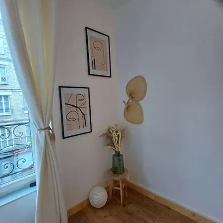 A L Eden Apartment
